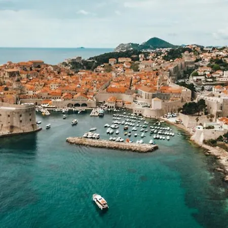 Trutina Pensjonat Gradac (Split-Dalmatia)